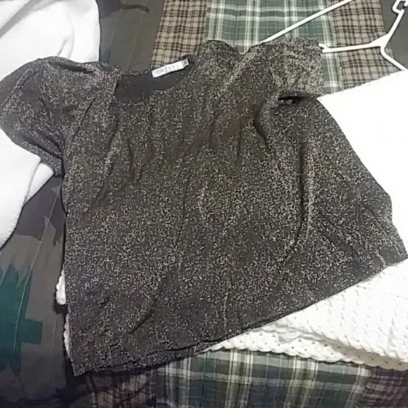 Top - Picture 2 of 3